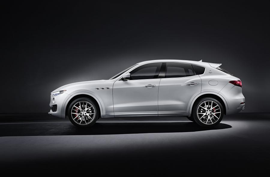  Maserati Levante 2016 года  (WW) (фото 34 из 52)